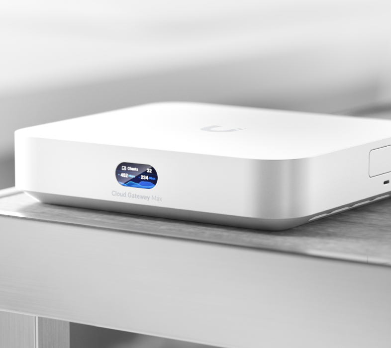 Ubiquiti UniFi Cloud Gateway Max UCG-Max 2.5G NVR